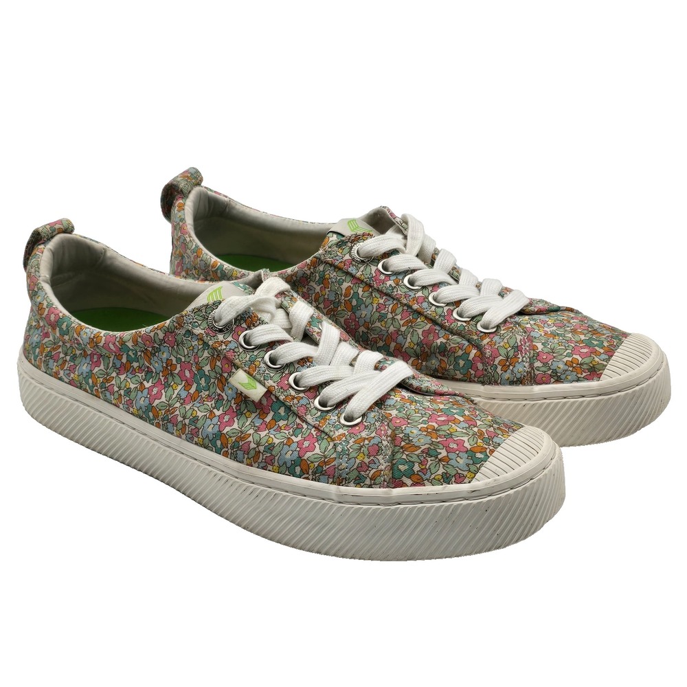 Cariuma OCA Low Cottage Floral Canvas Sneakers Women's Size 10.5 Stylish Casual